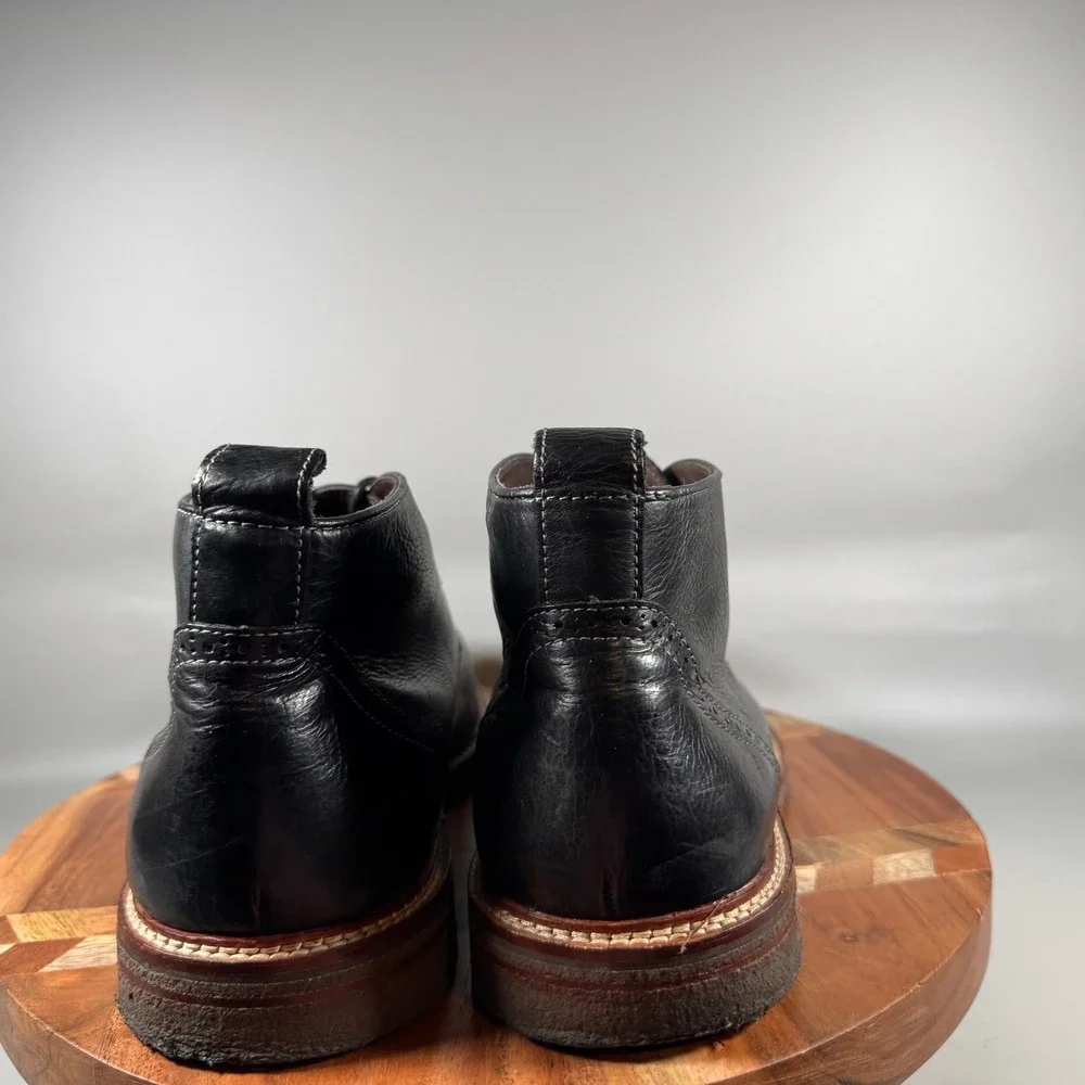 Johnston & Murphy Mens Black Leather Chukka Boots Size 11.5 M Brogue Heel